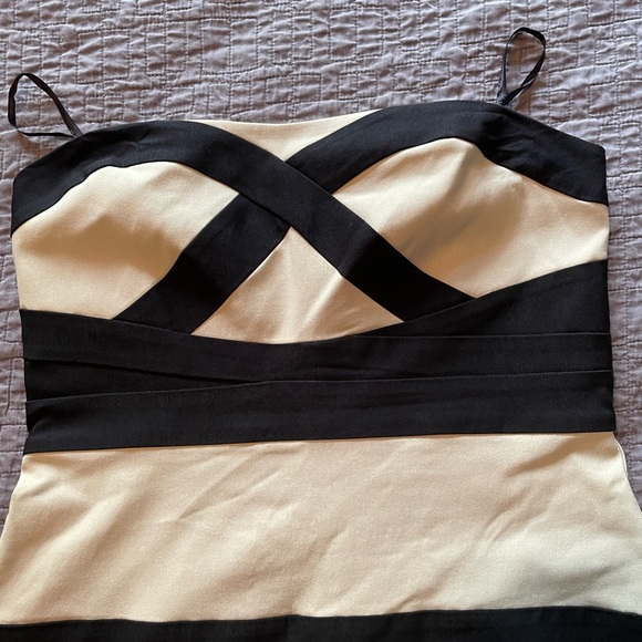 Le château Dress black and cream - Picture 3 of 8